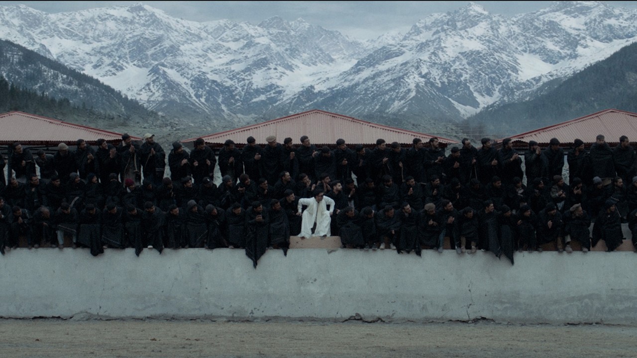 Hasan Raheem - Bewajah ft. Umair (Official Music Video)